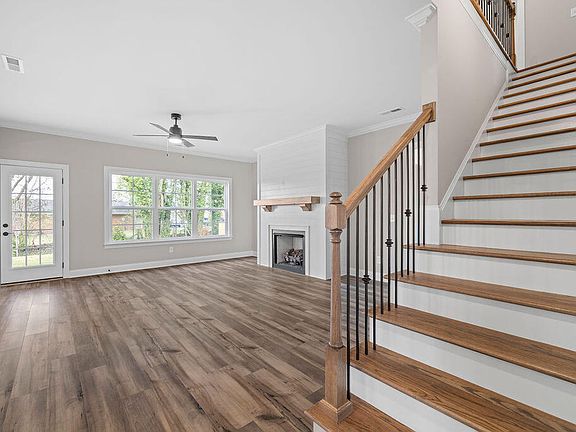 7th image of this home