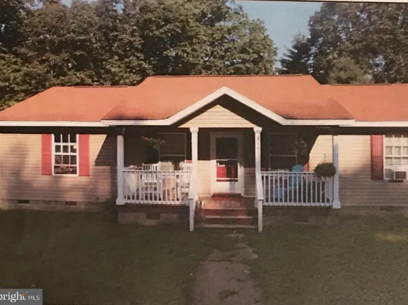 318 Depue Knob Rd, Franklin, WV 26807