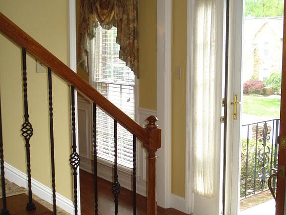 4th image of 1232 Hearthstone Ln