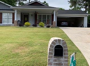 6008 Whitehaven Dr, Columbus, GA 31909