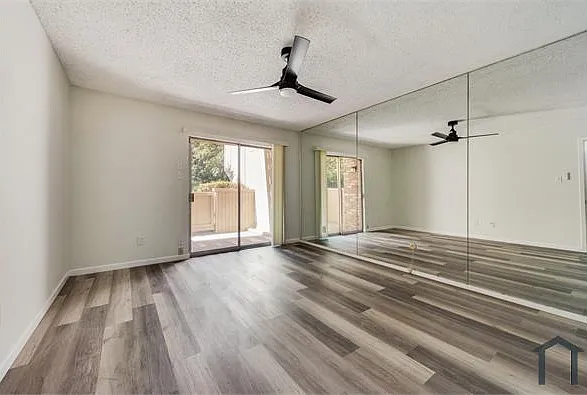 5814 Meadow Wood Ln — Photo 13