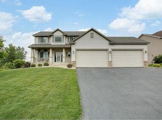 20539 Garrison Ln, Lakeville, MN 55044