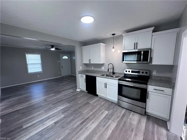 617 Renn Rd, Hampton, VA 23663