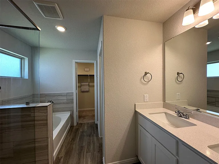 9953 Glenbrook Ln — Photo 13