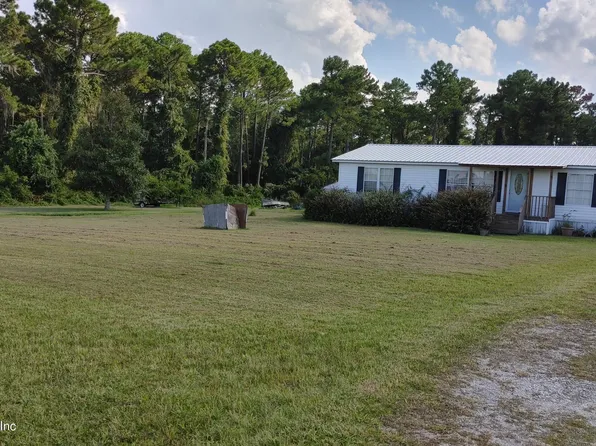 349 OLD HWY 17, Crescent City, FL 32112