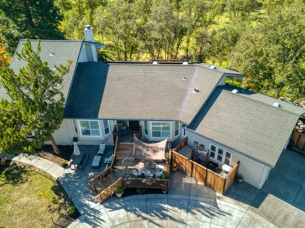 2112 Van Ness Dr, Roseville, CA 95661