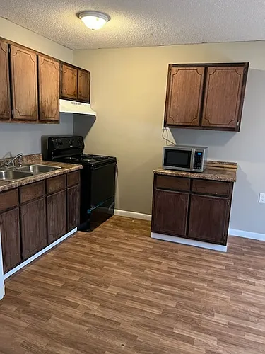 144 Lisa Ave Photo 1