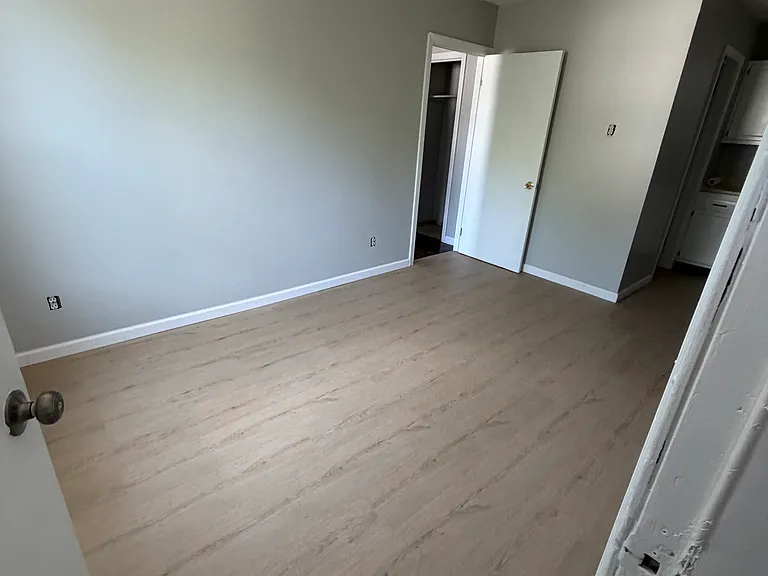 156 Main St #5 — Photo 5
