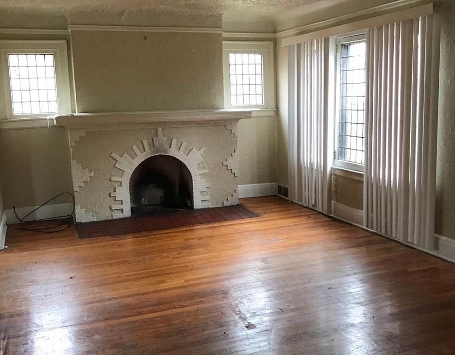2nd image of 17145 Kentucky St #1
