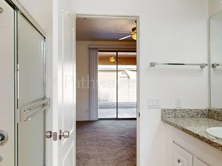 8718 N 57th Ln — Photo 12