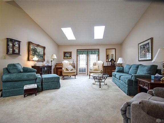 3rd image of 155 Wrenwood Ct