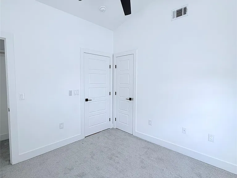 1417 Kramer Ln #22 — Photo 22