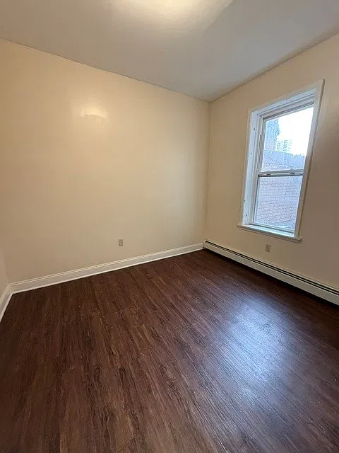 3 bed, $1,829 — Photo 4