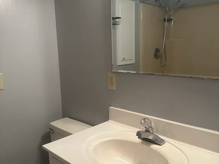 809 Hilltop Cir #HOUSE — Photo 29