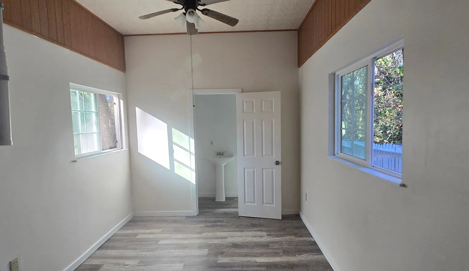 Studio apartment — Photo 2
