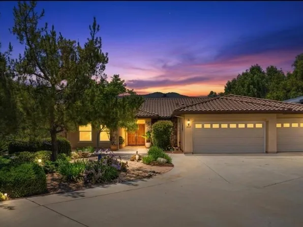 2527 Southern Oak Rd, Ramona, CA 92065