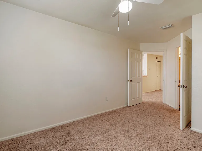 Westwood Apartments — Photo 23
