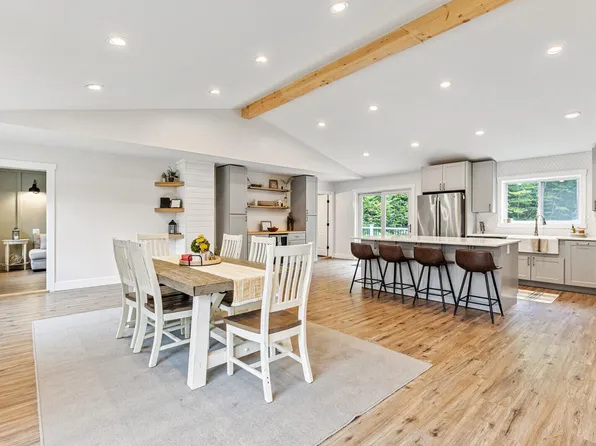 431 West Road, Belgrade, ME 04917
