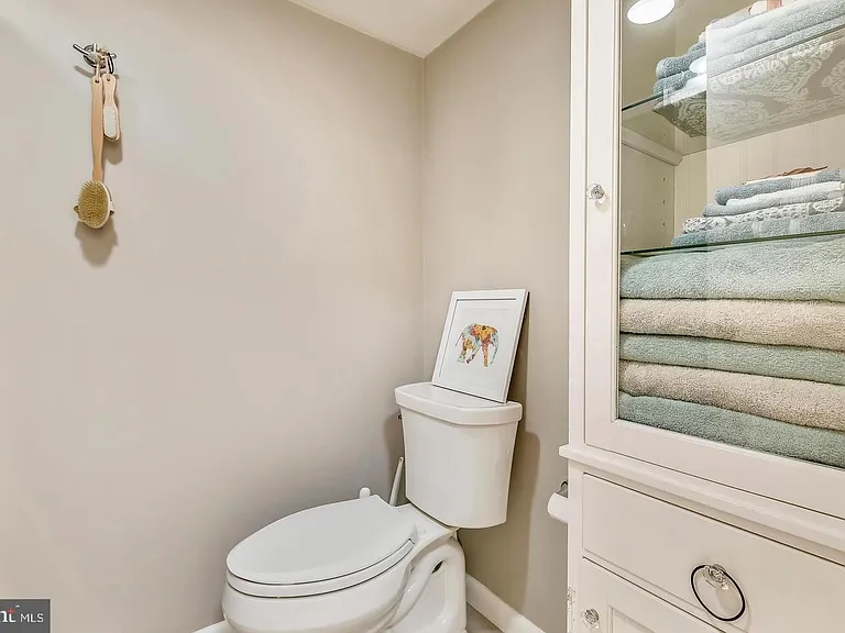 11801 Rockville Pike #207 — Photo 21