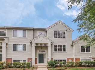 348 New Haven Dr, Cary, IL 60013