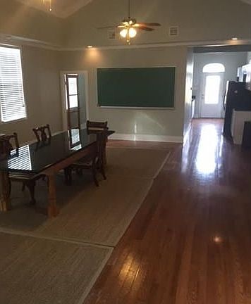 3rd image of 4239 S Claiborne Ave