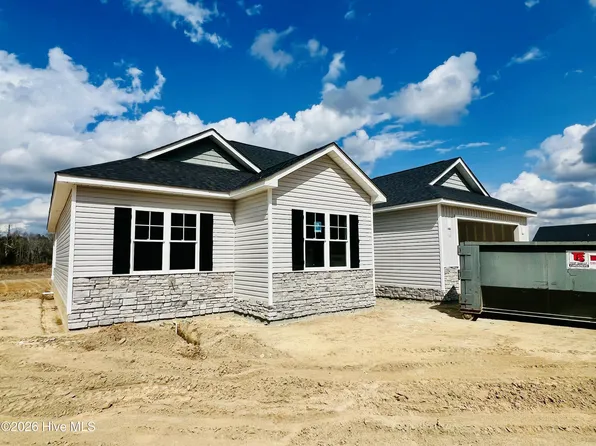 313 Creeks Edge Drive, Pikeville, NC 27863