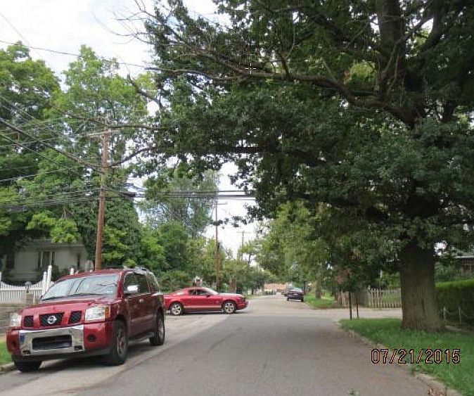 2nd image of 102 Windsor Ave