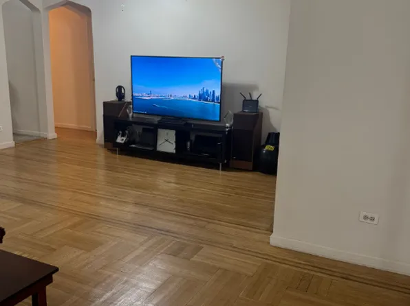 141-25 Northern Boulevard image 9 of 17