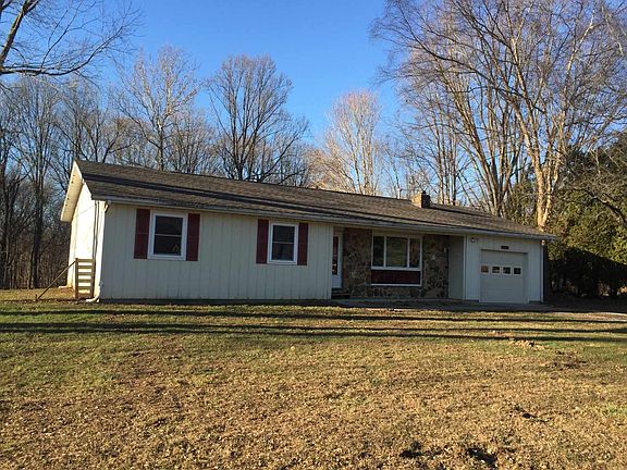 2nd image of 5775 N Floyd Dr