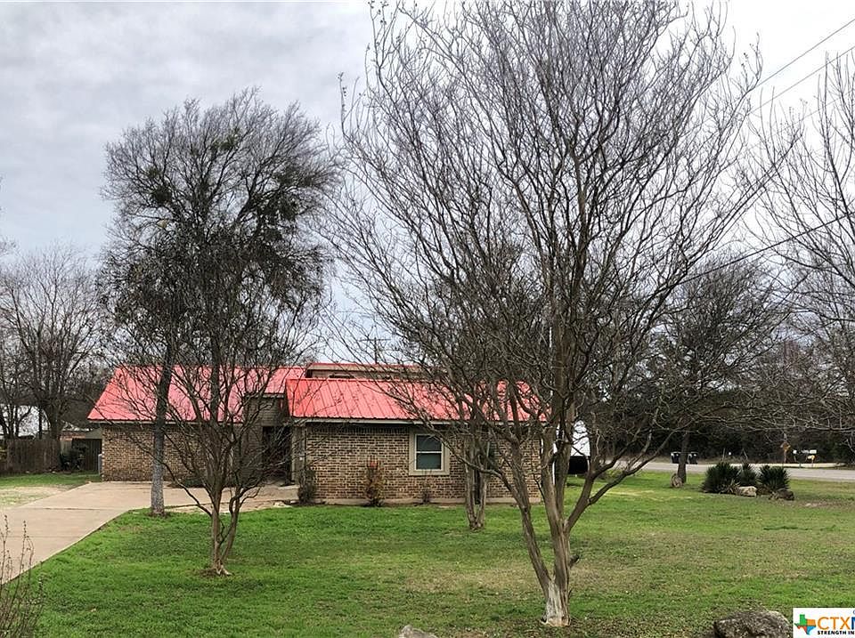 1st image of 331 Woodland Trl