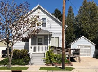 1811 Monroe St, Two Rivers, WI 54241