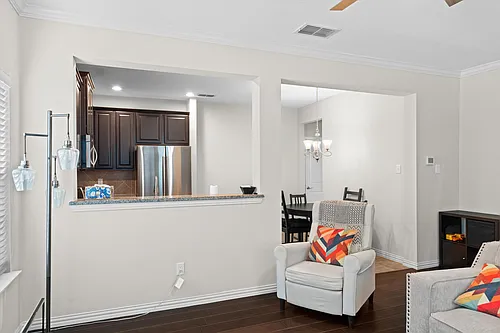 6900 Carrington Ln Photo 1