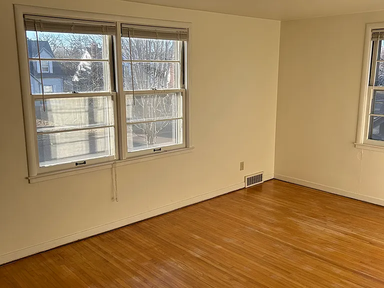 824 S 2nd Ave #2 — Photo 15