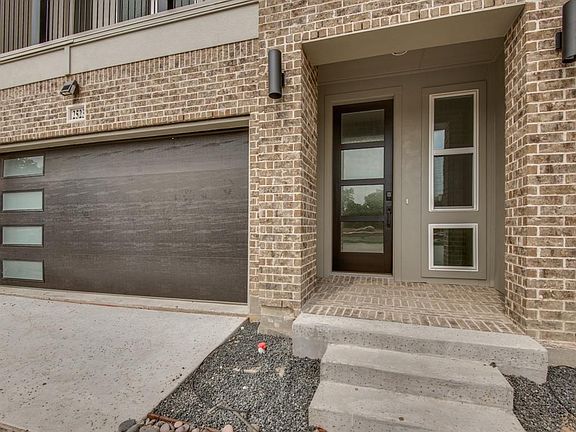 2nd image of 2523 La Altura Ln