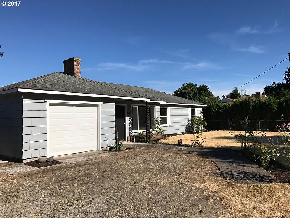 1st image of 5317 NE 72nd Ave