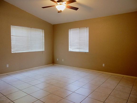 5th image of 2284 S Saint Stephen Dr