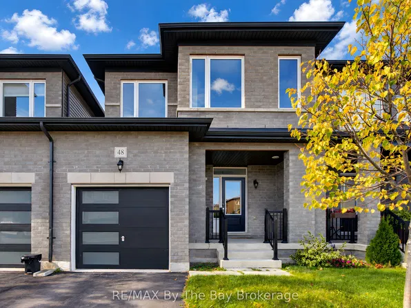 48 Autumn Dr, Wasaga Beach, ON L9Z 0K7