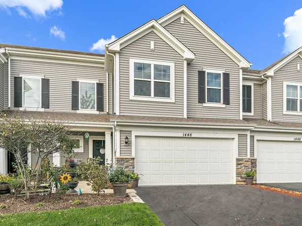 1446 Lighthouse Ln, Hampshire, IL 60140