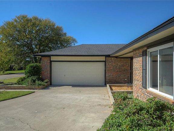 5th image of 813 Skylark Dr