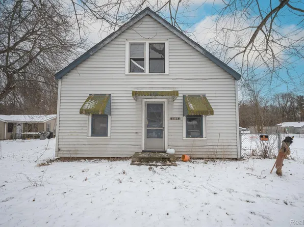 1424 Ridge Rd, Ypsilanti, MI 48198