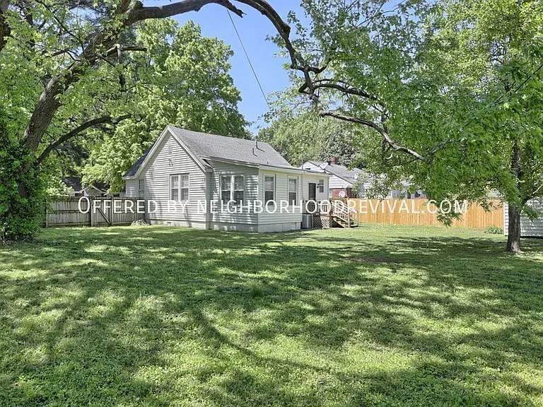 808 Ellsworth St — Photo 31