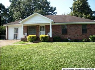 853 Plymouth Dr, Hernando, MS 38632