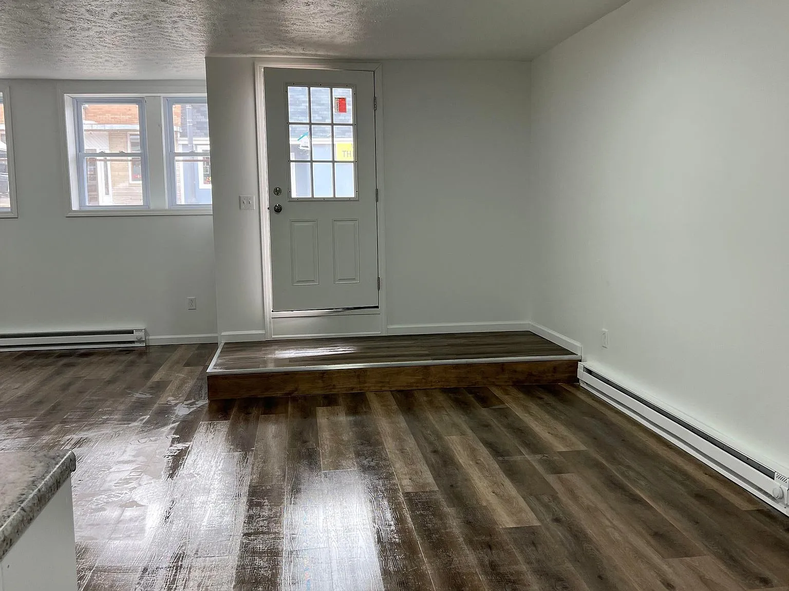 1 bed, 1.0 bath, $600 — Photo 4