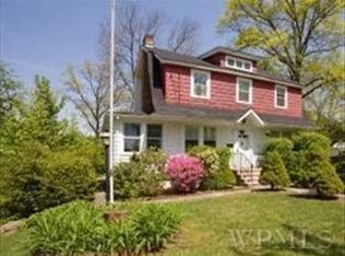 122 Alexander Ave, Hartsdale, NY 10530