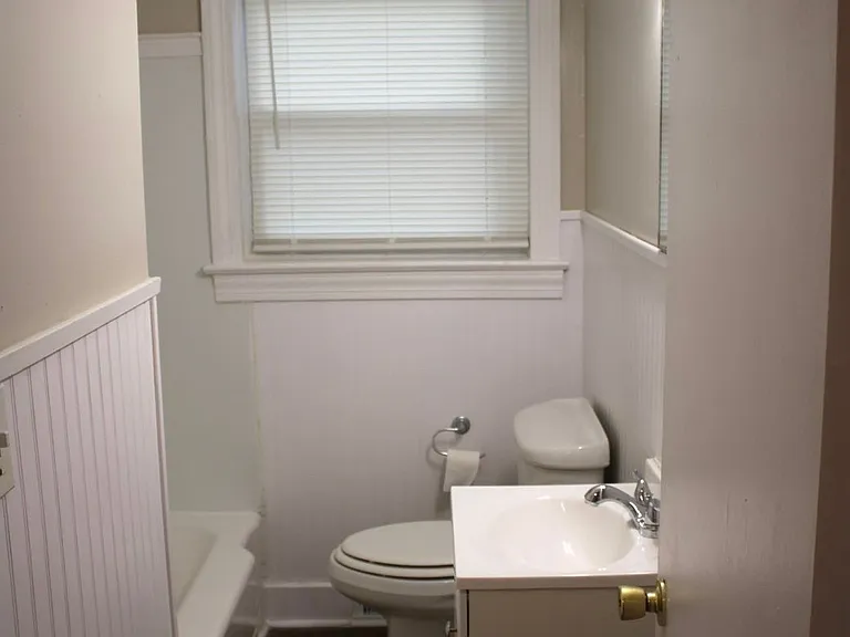 692 Brookdale Dr — Photo 9