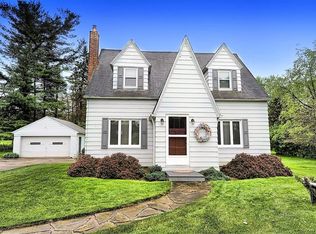 2924 Ridgewood Rd, Akron, OH 44321