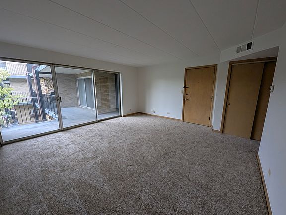 3rd image of 3177 W 115th St APT 2W