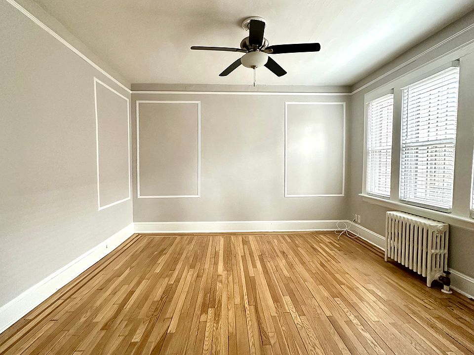 1st image of 90 Oxford Pl Floor 1