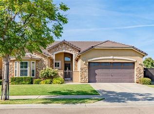 3355 Sierra Madre Ave, Clovis, CA