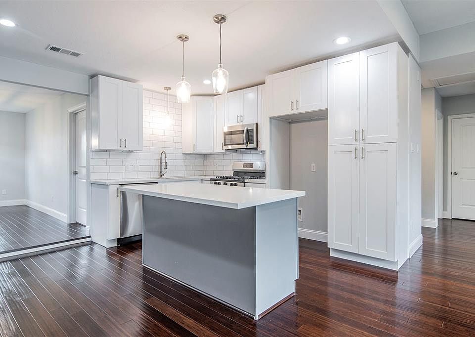 1st image of 3837 Wentworth St